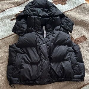 Lululemon wunderpuff vest sz 10